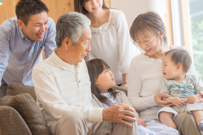 敬老の日　家族団らん